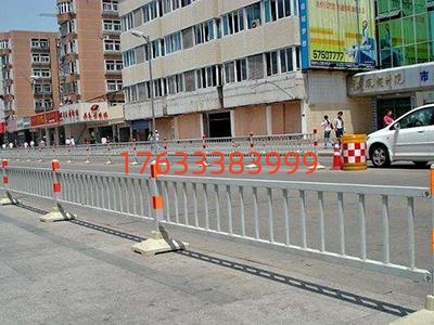 鐵藝市政護(hù)欄圖片3
